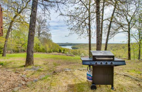 Lake-View Retreat with Fire Pit in Mountain Home! - Foto 29