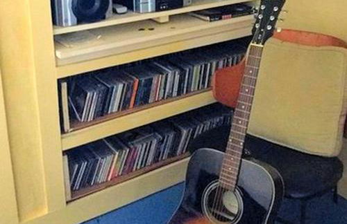 Luxurious Riverfront Cottage with a Hot Tub and a Fireplace near the Twin Lakes, Connecticut - Foto 12