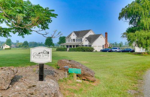 Rocky Vines Wine Country Retreat with Fire Pit - Foto 1