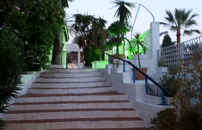 Ancla Beach Apartments - Photo 3