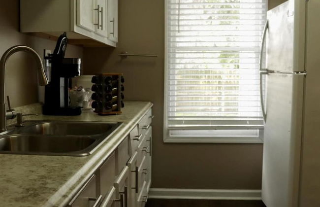 Magnolia House in Lafayette - Photo 1