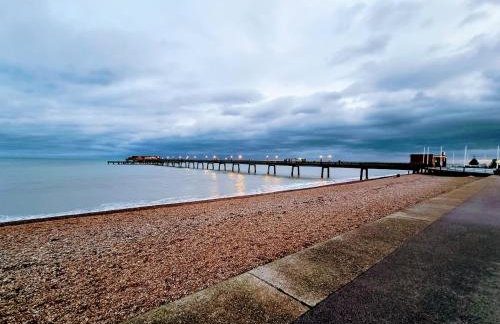 Chalet Brightstone Kingsdown Cliffs location with indoor pool, tennis court, mini-golf short walk to beach and 3 great local pubs - Foto 19