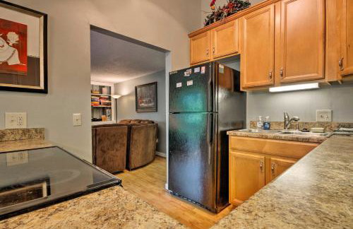 Steps to Sugar Mountain! Condo with Furnished Deck - Foto 8