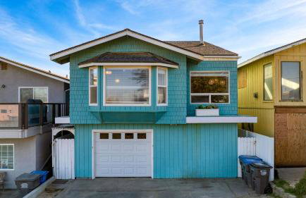 Steps to Beach w/ Patio+deck Foosball Happy Bottom Beach House by Avantstay - Foto 22