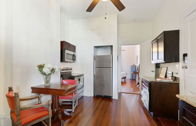 Montgomery Apartments on Magazine Street - Foto 42