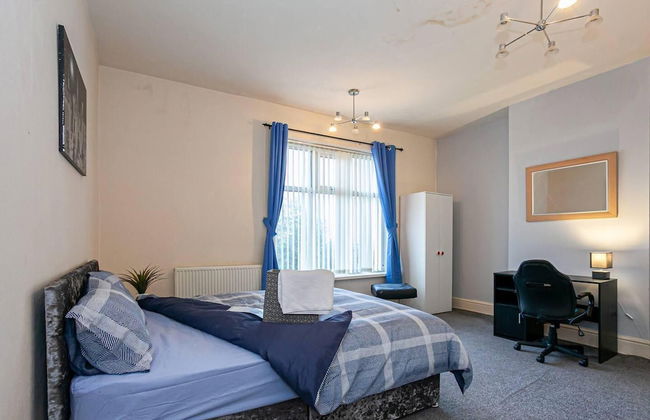 Captivating 5-bed House in Horwich Bolton - Foto 8