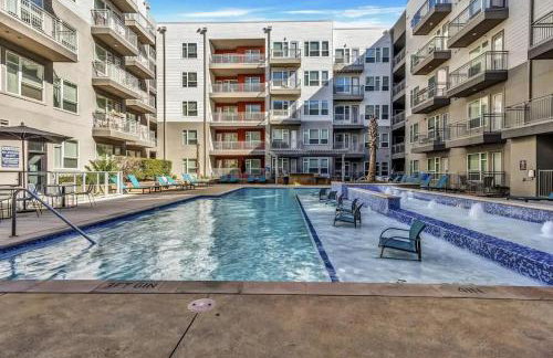 Modern 1BR Chic Retreat Pool Gym Parking - Foto 20