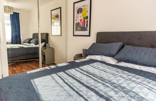 2 Bedroom Apartment Denton, suitable for professionals needing a peaceful work environment - Foto 16