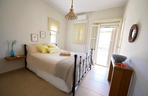 Maria's Private Residence - Photo 10