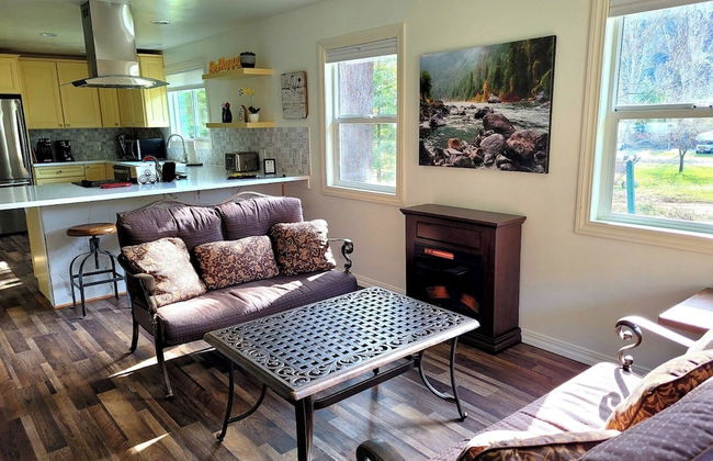 Strawhouse Resorts - Photo 41