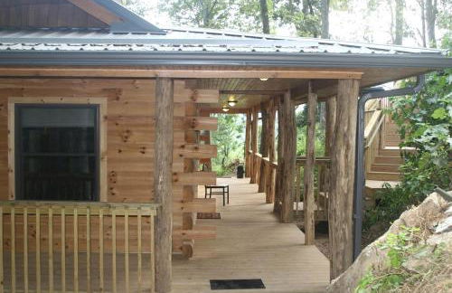 Romantic One-Bedroom Cabin with a Fireplace near Asheville, North Carolina - Foto 15
