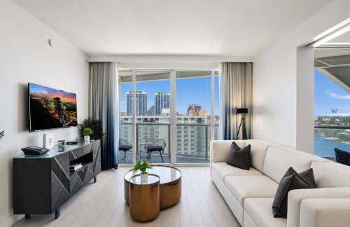 Luxury Corner 1 BR W Residence with Fantastic Intercoastal Views, Pool & Hot tub - Foto 20