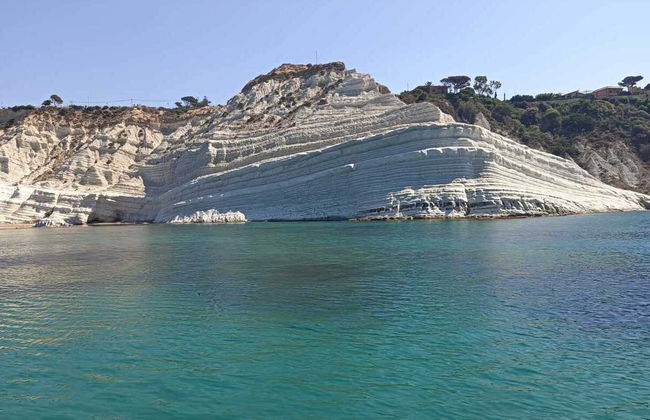 Giro in barca alla Scala dei Turchi - Foto 3