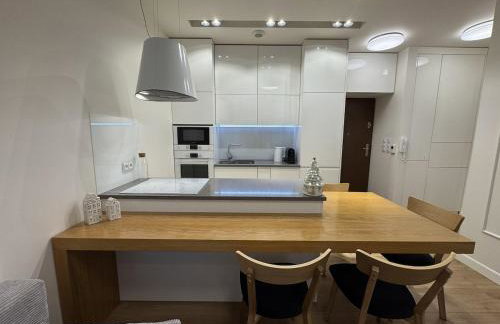 Free Garage Parking & AC, Luxury Apt - Old Town & Kazimierz - Foto 34
