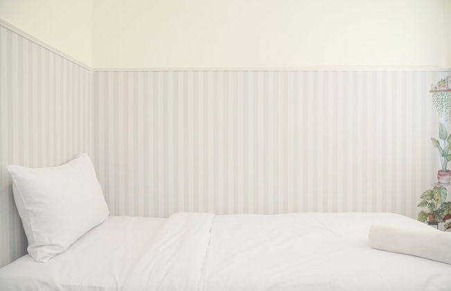 2BR with Comfortable Design at Podomoro Golf View Apartment - Foto 2