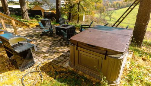 Charming Little House at Buckleberry View EV Recharge Gorgeous View Hot Tub - Foto 5