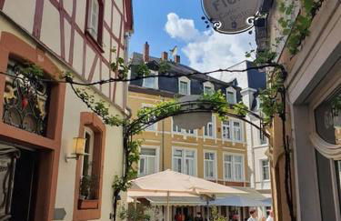 Elegant Apartment with Direct River View, Balcony and Parking in Bernkastel-Kues - Photo 33