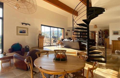 Luxury Villa 8 Guests - Lake View & Private Pool - Foto 7