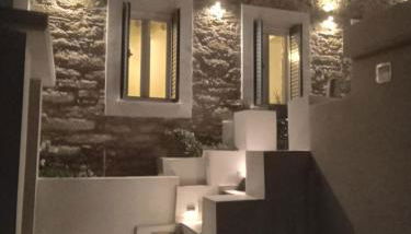 Angelouda's House - Traditional Stone 2 BR Home in Karystos Center - Foto 4