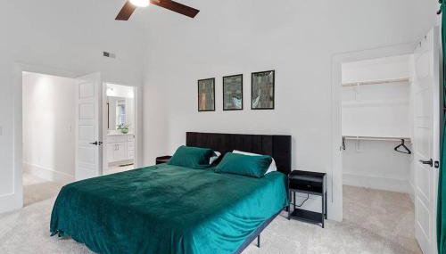 Home Near Lenovo Center and Carter Finley - Foto 5