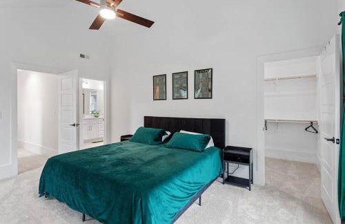 Home Near Lenovo Center and Carter Finley - Foto 5