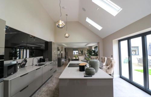 Northumberland Luxury Stays - The Chivits - Photo 11