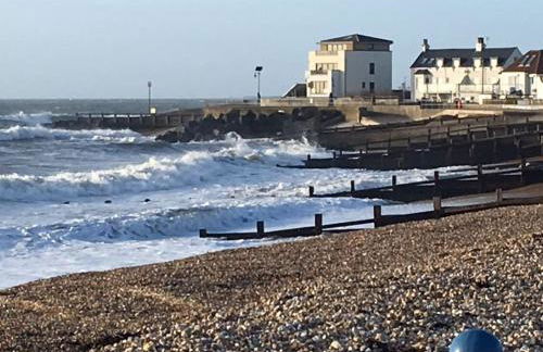 Stay in our beautiful 1850’s Coastguards Cottage. - Photo 41