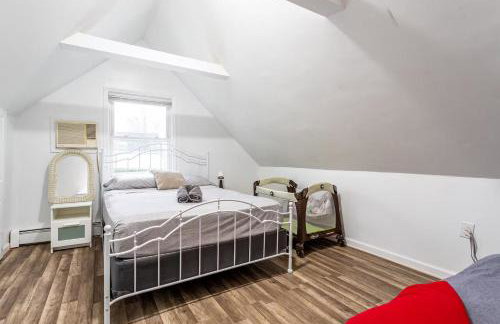 Entire 3bdr home w/parking, backyard, FirePit, BBQ - Foto 32