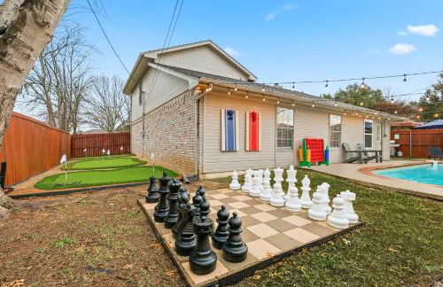 Luxury Living w Backyard Pool Oasis 5BD 3BA - Foto 4