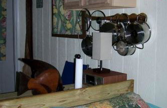 Cozy Tiny House in Tennessee Forest with Loft Beds & Country Breakfast - Foto 3