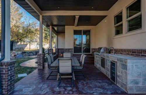 Olympus Luxury - Prime Location - HotTub, Theater and More - Foto 32