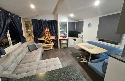 FI005 Loomy Escapes Caravan at St Osyth Beach Essex - Foto 26