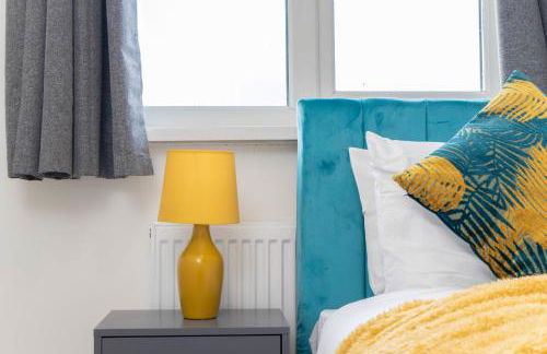 Big 4-Bed House in Haydock Ideal for Work Crews - Foto 29