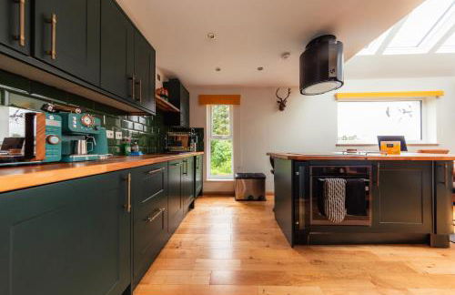 Schoolhouse 1 Cottage by Fairy Pool - Foto 32