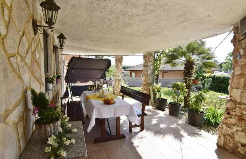 Apartment in Savudrija with Terrace, Air conditioning, Wi-Fi (4577-2) - Foto 2