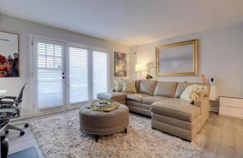 Sojourn Free Parking Capitol Hill - Foto 9