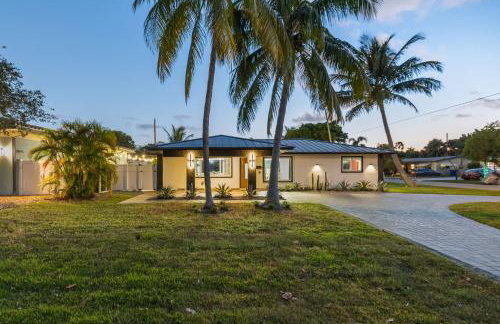 5 Min to Beach - Heated Pool Hot Tub 85 TV's BBQ Games - Foto 74