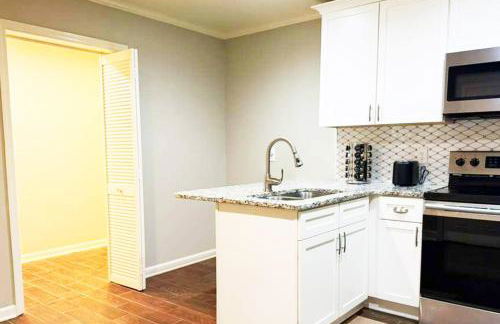 Private and Relaxing Getaway with Gym, Pool & Hot Tub - Foto 6