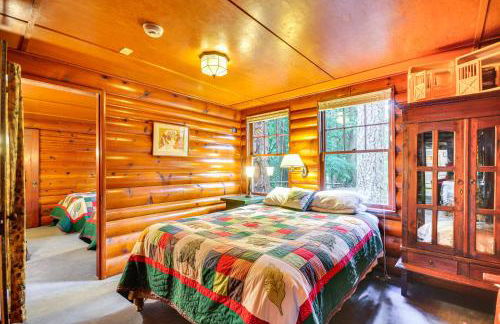 Forested Minikahda Lodge with Hot Tub Near Mt Hood - Foto 12