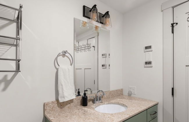 The Common Man At Mad House 3 Bedroom Condo by RedAwning - Foto 25