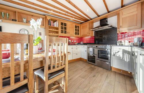 3 Bed in Little Haven oc-s34025 - Photo 5