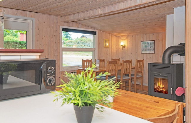 6 Person Holiday Home in Allingabro - Photo 8