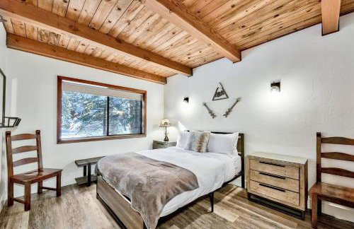 Modern Mtn Cabin Lake, Trails, Dining Sleeps 12 - Foto 17