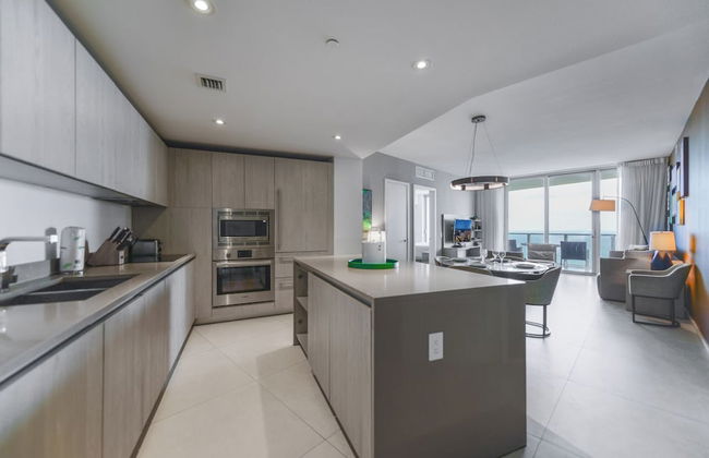 Luxury Beachfront Condo - Foto 73