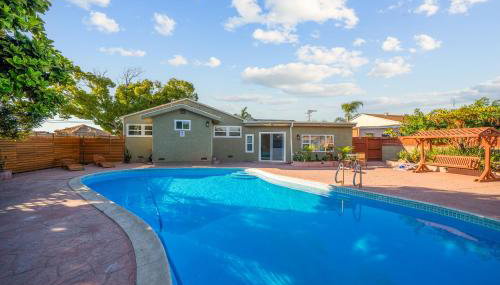 Pool, Hot Tub, Luxury 3 Beds,15 Min Beach,DT, Zoo, Sesame Place, Airport - Foto 3