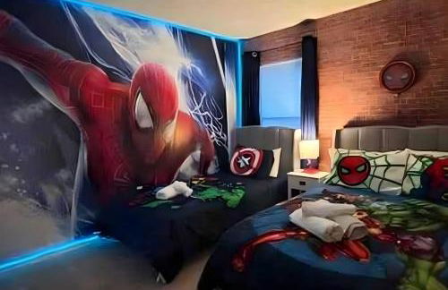 HOUSE 4 Bdr Eco ThematicSaltwater PoolGame Room - Photo 7