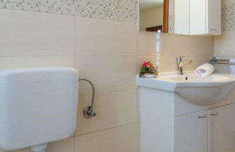 Apartments Zvone1 - Photo 45