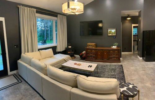 New Listing 2BR/2BA on Trout Lake HotTub & Firepit - Foto 19