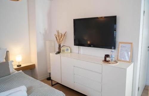 COZY&RELAX APARTMENT-Balkon Küche Parkplatz WIFI Netflix - Foto 4