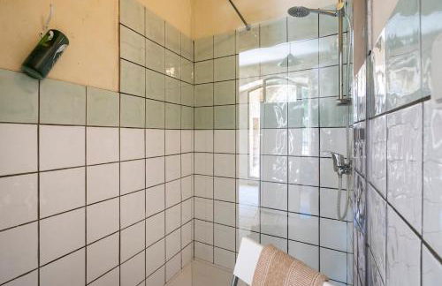 Cabane Perchée avec Jacuzzi, au Coeur du Luberon - Foto 15